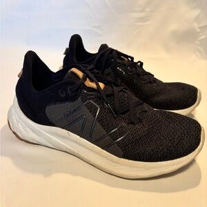 New Balance Women’s Black and White Athletic Shoes